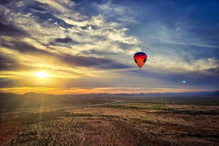 Phoenix Morning Hot Air Balloon Ride with Bubbly + Breakfast
