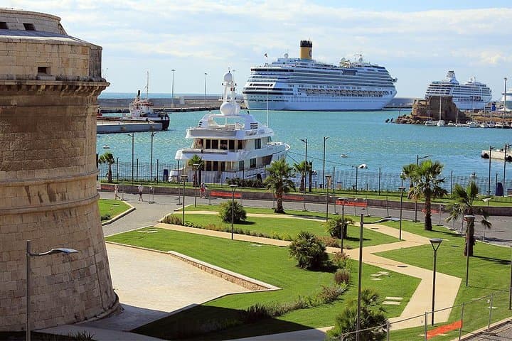 Civitavecchia Private Transfer: Civitavecchia Port to Rome