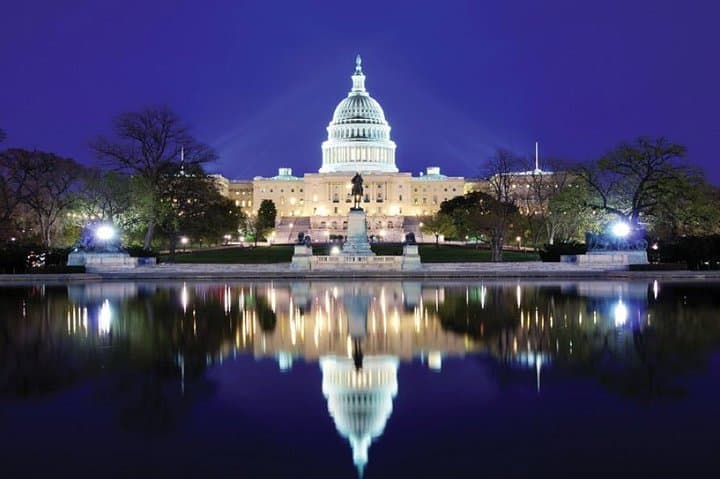 National Mall Monuments Night Tour with 10+ Stops, Entry Tickets