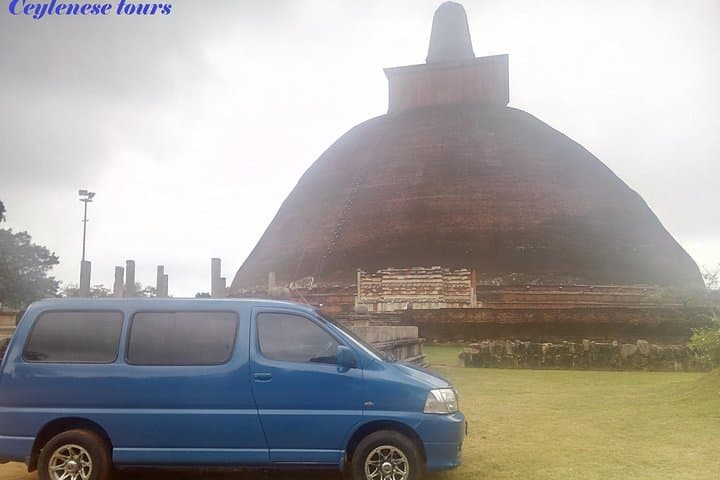 Multi days private tour in Srilanka