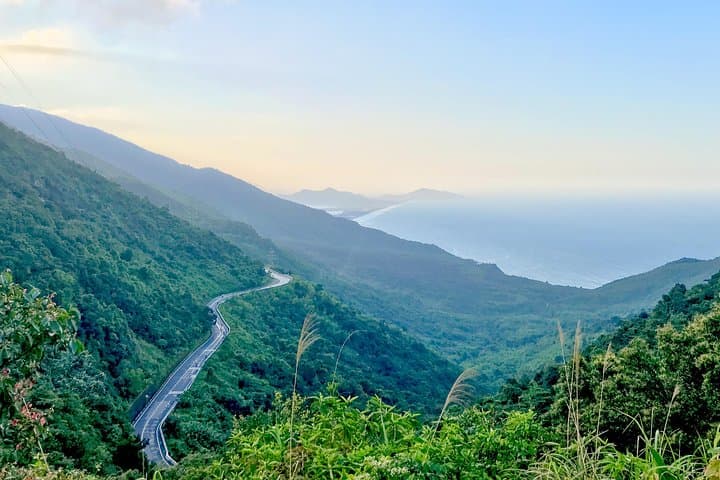 Easy Rider Motorbike Tour via Hai Van Pass From DaNang/HoiAn/Hue