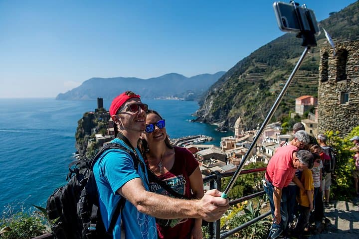 Cinque Terre Day Trip with Optional Hiking or Pisa