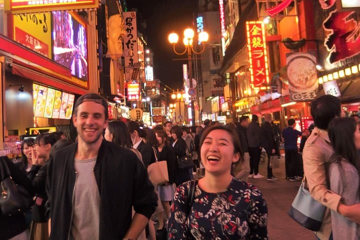 Osaka Bar Hopping Night Walking Tour in Namba (3 bars, 6 tastes)