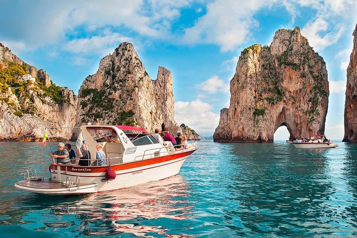 Very Small Group Capri Boat Excursion with Transfer from Positano