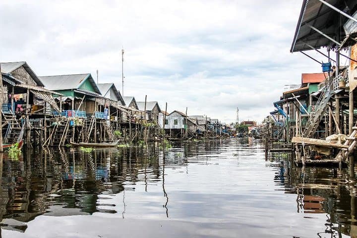 סיור בכפר על שפת האגם