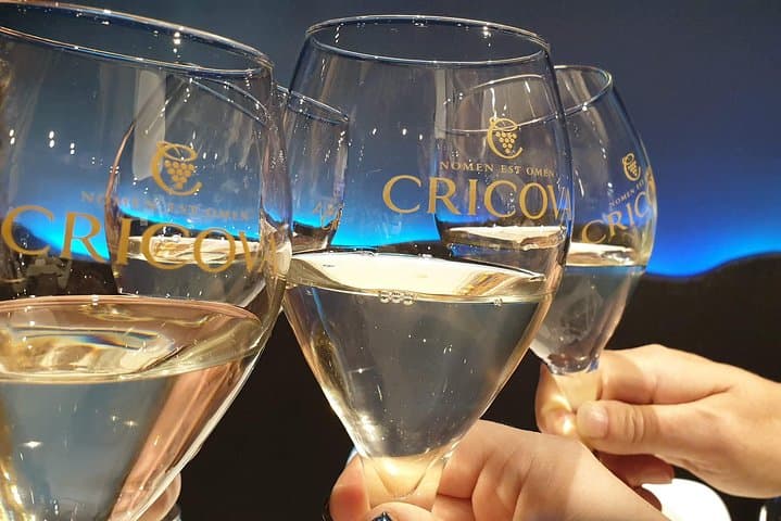 טיול של יומיים לרפובליקת מולדובה מיאשי