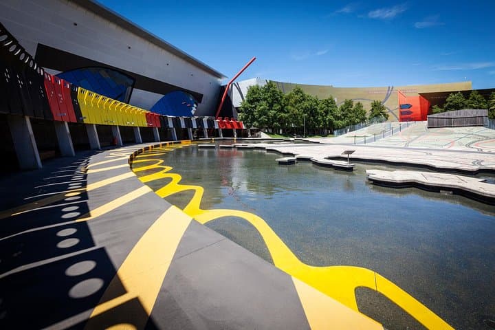 סיור בבניין + אדריכלות | 10:00 ежедневно