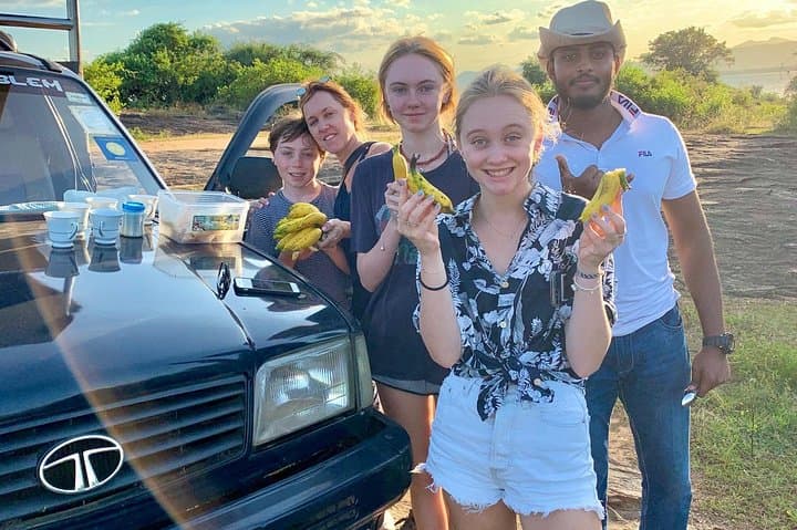 ספארי עם שירן בפארק הלאומי Udawalawe