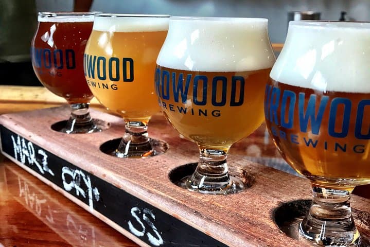 סיור ותחבורה מוקרנים של אלסקה - נמל ווית'יר