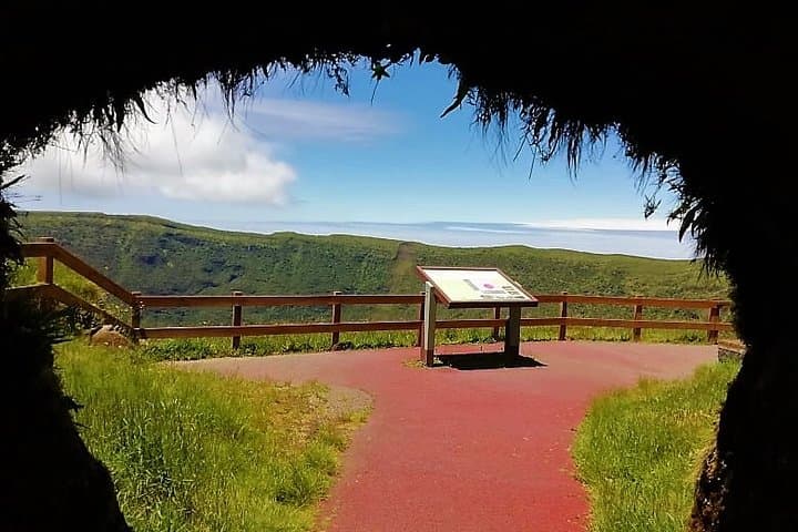 Faial Island: Half Day Premium Tour (for groups up to 8 people)