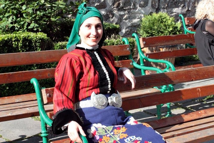 למדו לרקוד פולקלור בולגרי