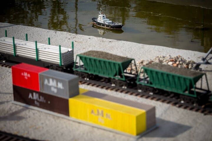 מדריך וכניסה לפארק מיני בולגריה ליד וליקו טרנובו