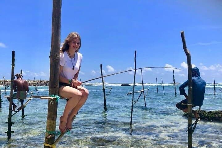 טיול יומי בגאלה עם ספארי נהר, צבי ים ודייגי עמודים.