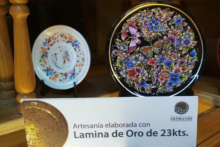 3 ערים קסומות: צינצונצאן, פצ'קוארו וסנטה קלרה דל קוברה