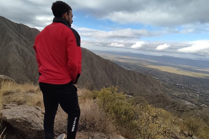 טיול הרים ולזקו