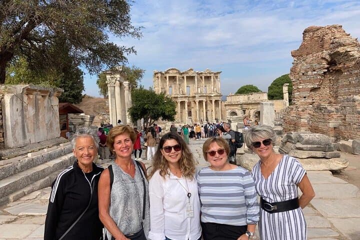 PRIVATE TOUR FOR CRUISERS: Mary's House (Meryemana) and Ephesus 