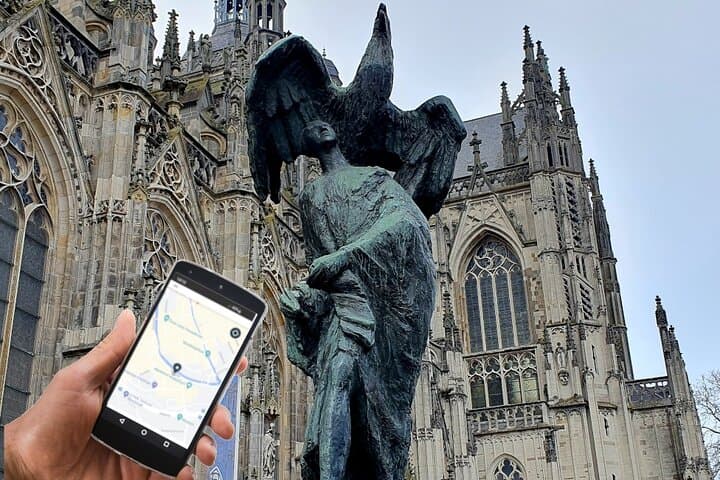 חווית בריחה דן בוש: אגדות וסיפורי עם