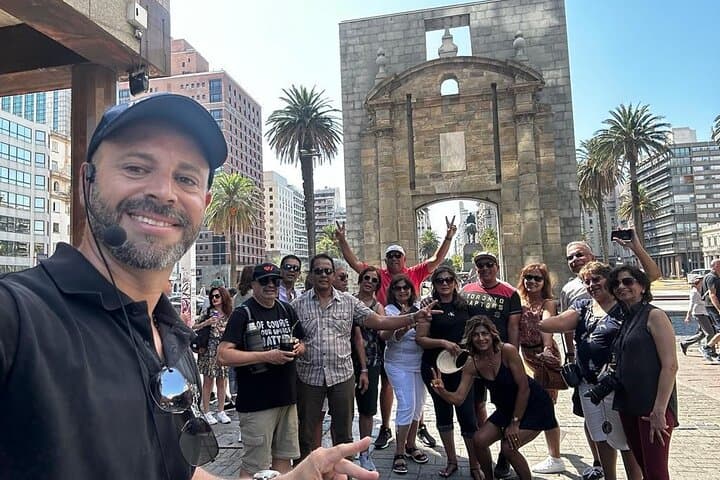 Explore Montevideo : Private and Personalized with local guide