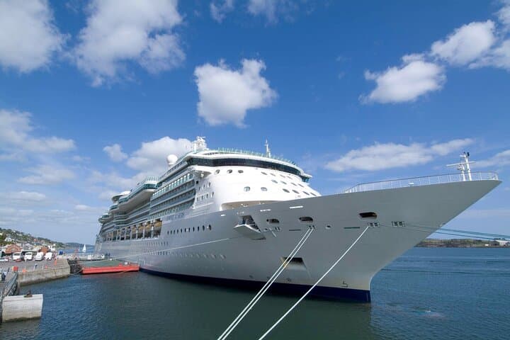 טיול חוף של יום שלם לספינות תיירים לקיליביגס, דוניגל