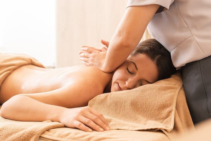 בריחה מלאה: פנקו את עצמכם בעיסוי ספא בנוומאה