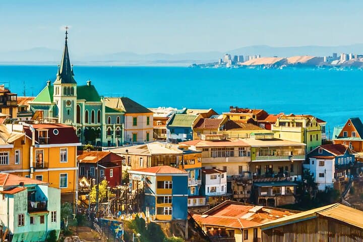 Valparaíso & Viña del Mar Tour – Colors and Charm on the Coast!