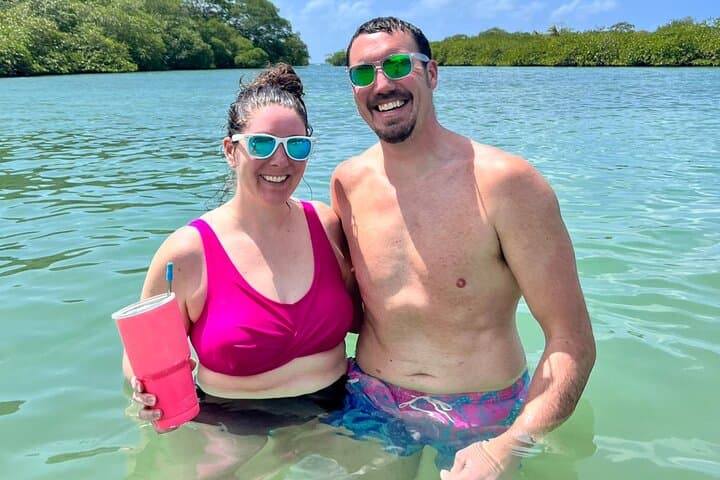 סיור יומי בפורטובלו וחופים קאריביים בסירה מהירה + שנורקלינג