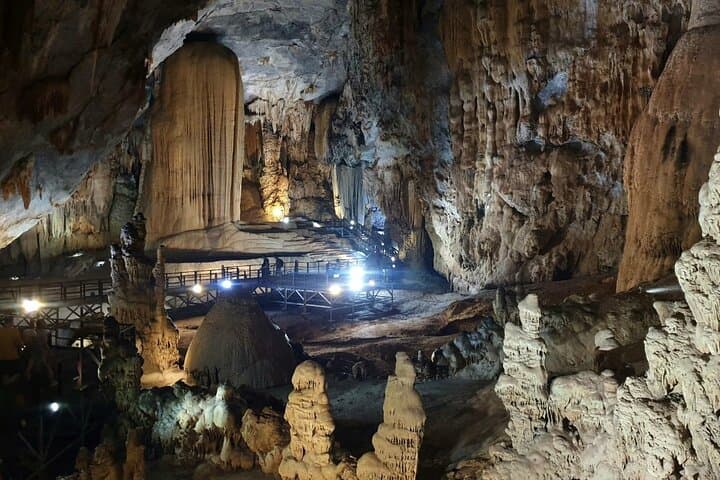 Botanic Garden - Paradise Cave - Zipline - Mudbath at Dark Cave 