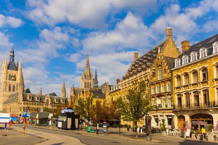 סיור פרטי של יום שלם לבסיס פסשנדייל ממלחמת העולם הראשונה ביפר