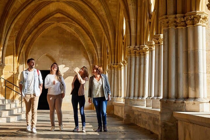 סיור בעיר באיון