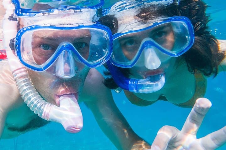 "תפסו את היום!" קפצו לאיים האיקוניים של BVI ולחוויות שנורקלינג מדהימות.