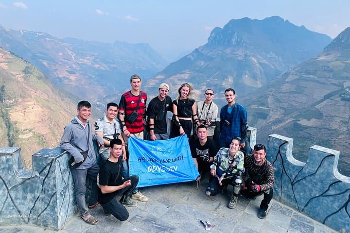 סיור הא ז'יאנג 4 ימים - 3 לילות, מדריך דובר אנגלית, קבוצות קטנות