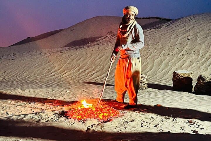 הרפתקת מדבר פרטית של יומיים למחנה סהרה בתוניסיה וחורבות