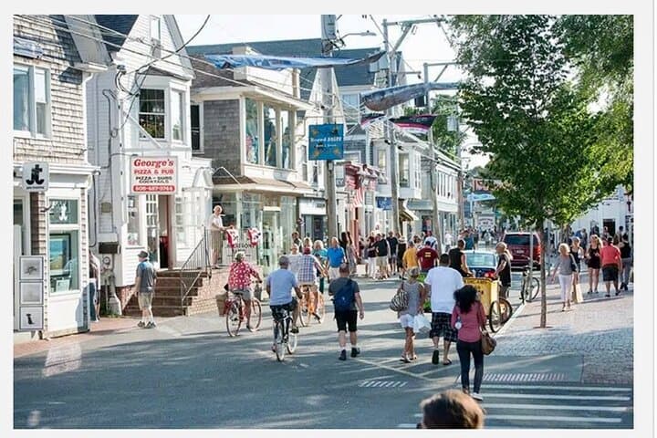 The Martinis & Mingle Tour