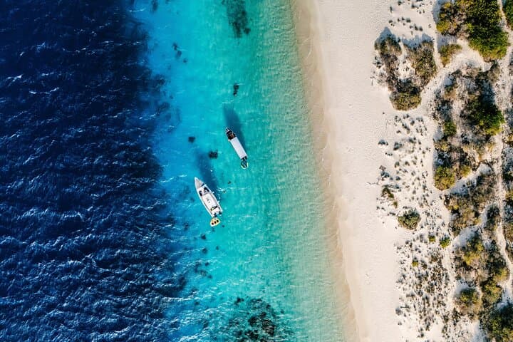 Marine Park - Private Boat charter with LOCAL Captain/ Guide