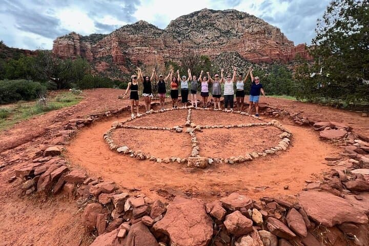 גלה את הוורטקסים של סדונה: סיור ג'יפ של 2.5 שעות במיסטיקה