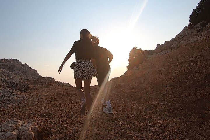 Lefkada Sunset Tour: Taste Local Wines with Breathtaking Views