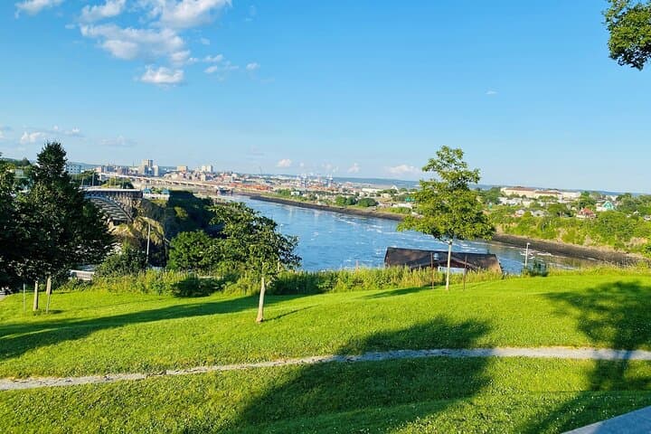 Private Bay of Fundy & City sightseeing (Saint John, NB)