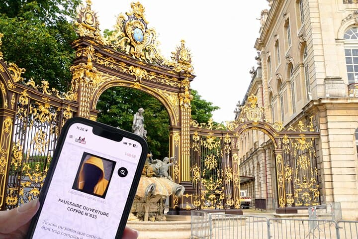 משחק בריחה בחוץ עם נושא גניבת צוות בננסי