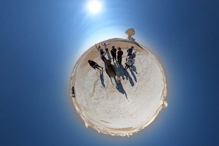 סיור פרטי: יומיים, לילה אחד במדבר השחור והלבן