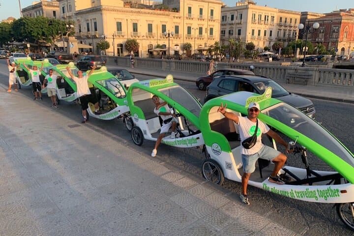 סיור אופניים אקולוגי מודרך עם עצירות לביקור באתרים