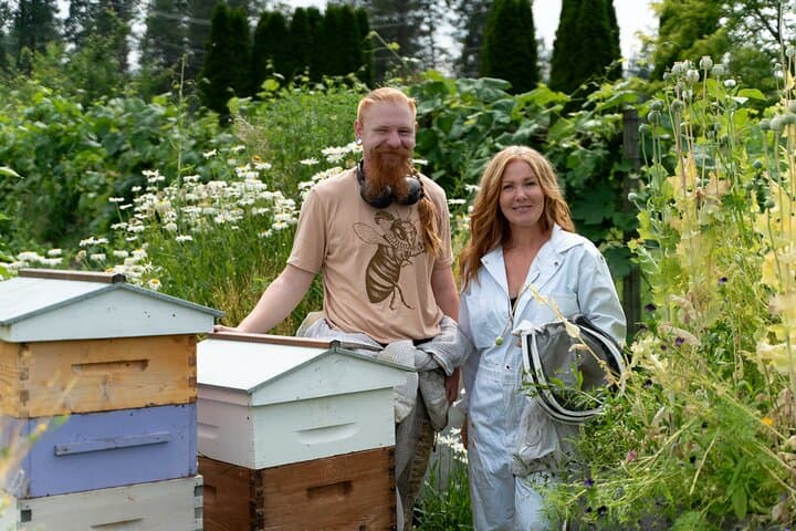 סיור דבורים באוקנגן וארוחת צהריים ביקב בקילואנה