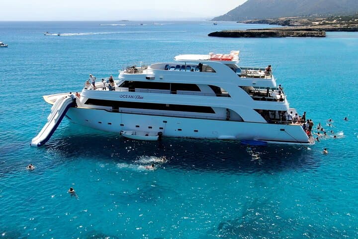 כחול האוקיינוס | לגונה כחולה אחר הצהריים