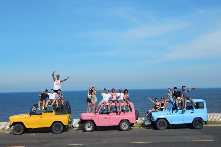 סיור ג'יפ פרטי בשקיעה או בזריחה בדיונות החול מוי נה, וייטנאם