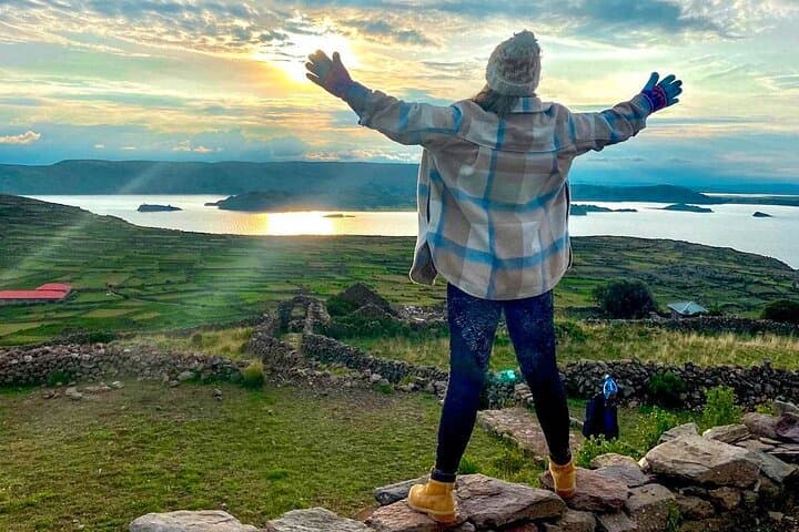 סיור של יומיים לאורוס עם אמאנטאני וטקילה מפונו