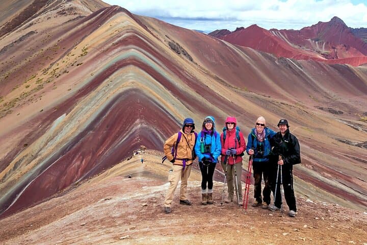 Cusco: Rainbow Mountain & Red Valley Premium Day Trip with Meals