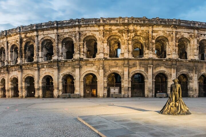 NIMES | מרכז היסטורי של נים סיור הליכה פרטי של 2 שעות