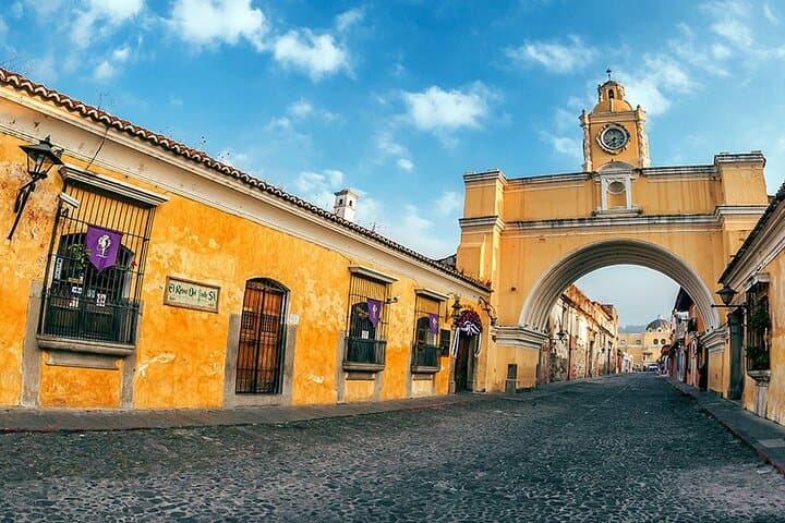 Easy Antigua from Quetzal Port