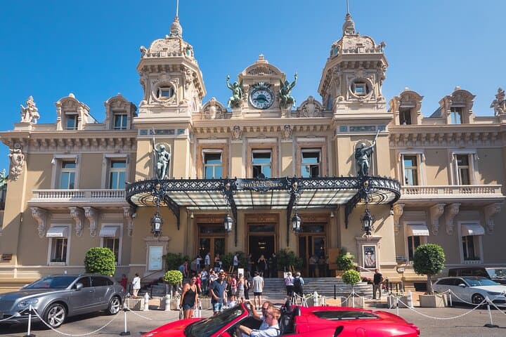 סיור פרטי: יציאת קרוזים: אזה, מונקו, מונטה קרלו