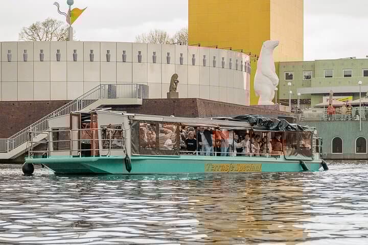 Groningen: 2 Hour Party Booze Cruise with Unlimited Drinks