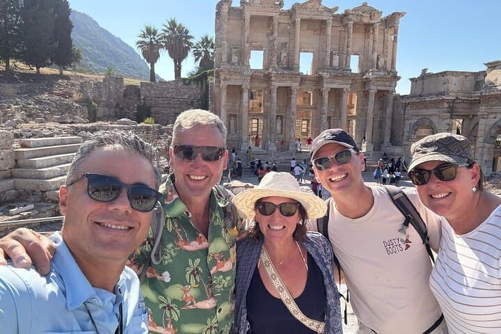 סיור אפיסוס פרטי כולל הכל (דילוג על התור)